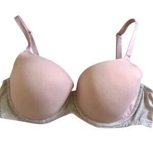 VS PINK Campus Lounge Lightly Lined Wear Everywhere T-Shirt Bra 34B Light Pink